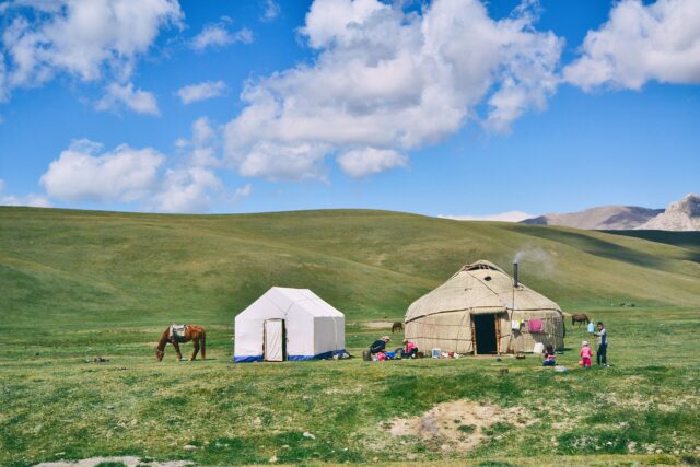 How to Reach Song-Kul Lake From Bishkek