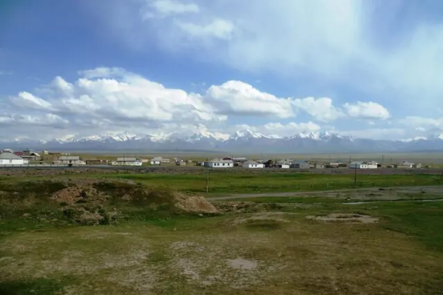 Kyrgyzstan vs Tajikistan: Which One to Trek