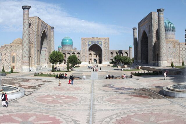 Kyrgyzstan vs Uzbekistan: Which to Visit